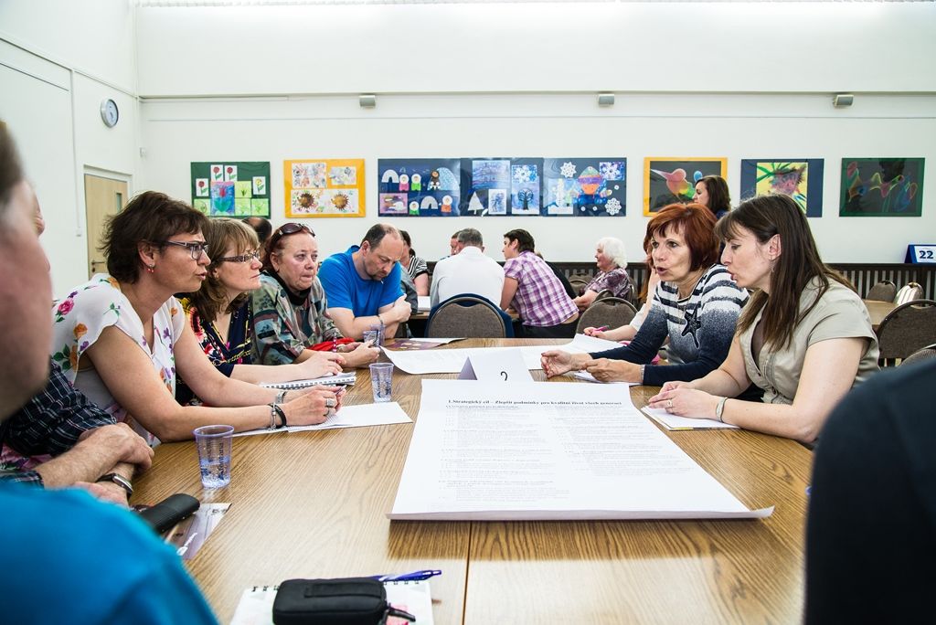 Primátor města diskutoval s občany o novém Strategickém plánu Plzně (foto: M. Pecuch, 16.5.2017)