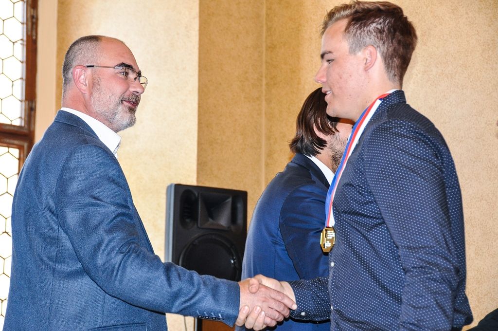 Úspěchy mladých hokejistů HC Plzeň 1929 ocenilo vedení města Plzně (foto: M. Pecuch, 14.6.2017)