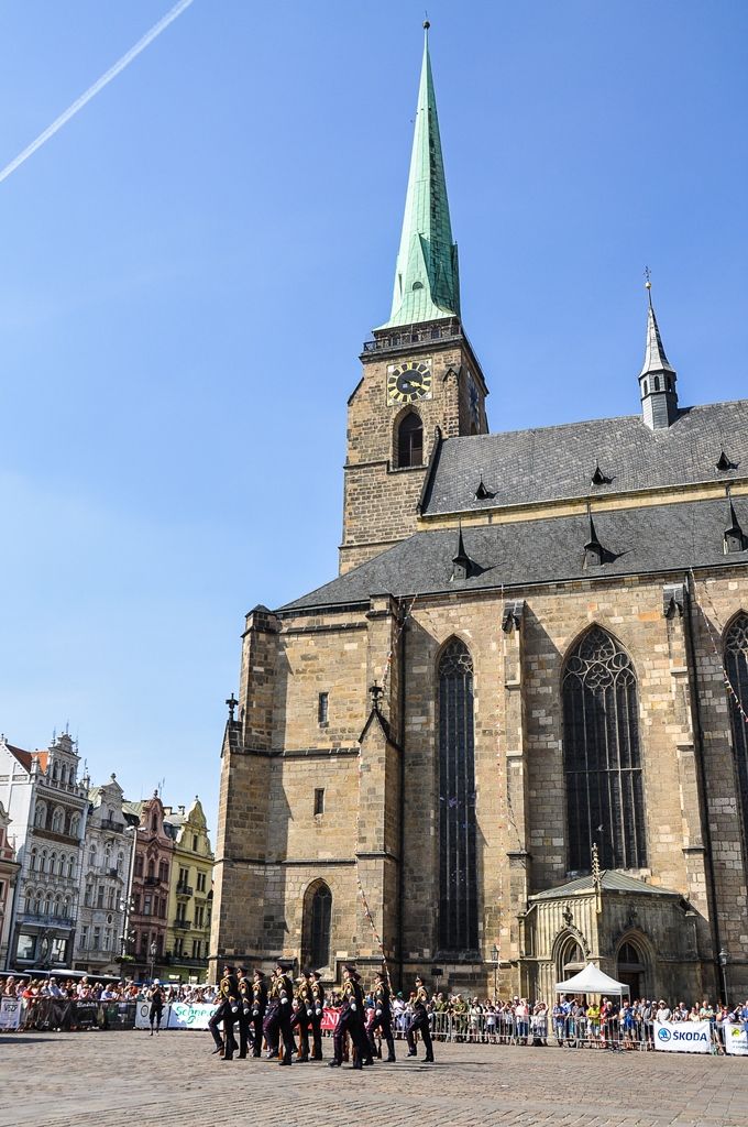 Plzeň poprvé zažila exhibiční přehlídku čestných stráží středoevropského regionu (foto: M. Pecuch, 22.6.2017)