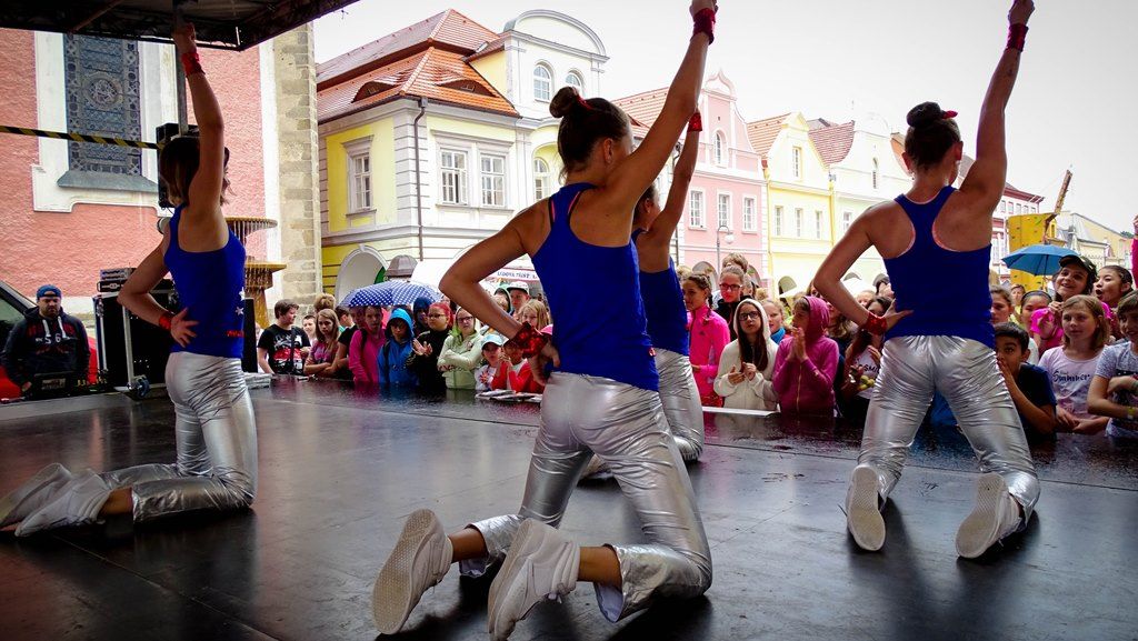 Sportmanii si užívají tisíce dětí v okresních městech (zdroj foto: Odbor sportu MMP, 26., 27.6.2017)