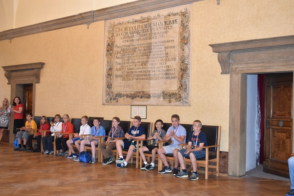 Úspěšné mladé sportovce přijali na radnici zástupci města Plzně (foto: A. Jarošová, 27.6.2017)