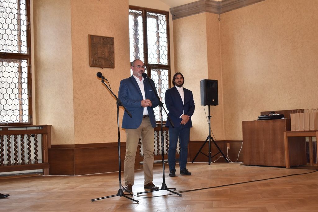 Úspěšné mladé sportovce přijali na radnici zástupci města Plzně (foto: A. Jarošová, 27.6.2017)