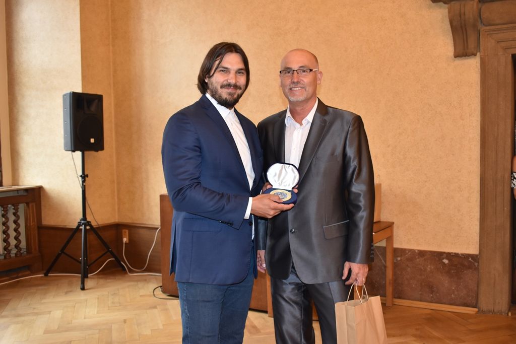 Úspěšné mladé sportovce přijali na radnici zástupci města Plzně (foto: A. Jarošová, 27.6.2017)