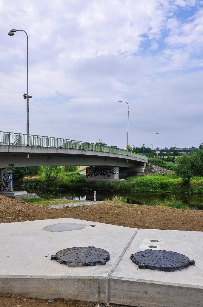 Plzeň dokončila kanalizační řad podél Úslavy (foto: M. Pecuch, 28.6.2017)