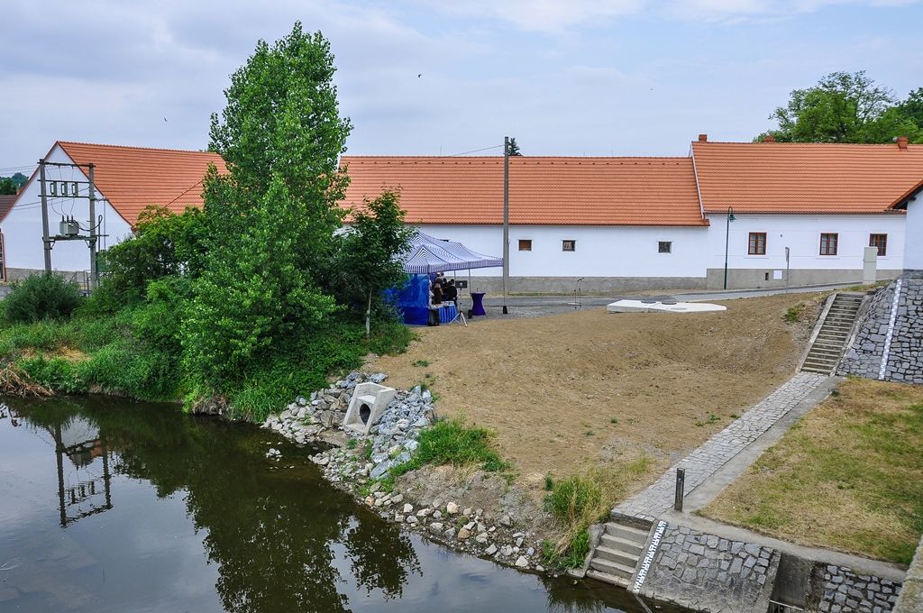 Plzeň dokončila kanalizační řad podél Úslavy (foto: M. Pecuch, 28.6.2017)