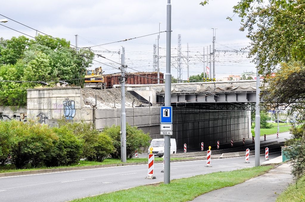 Rekonstrukce železničního mostu Gambrinus (foto: M. Pecuch, 25.7.2017)