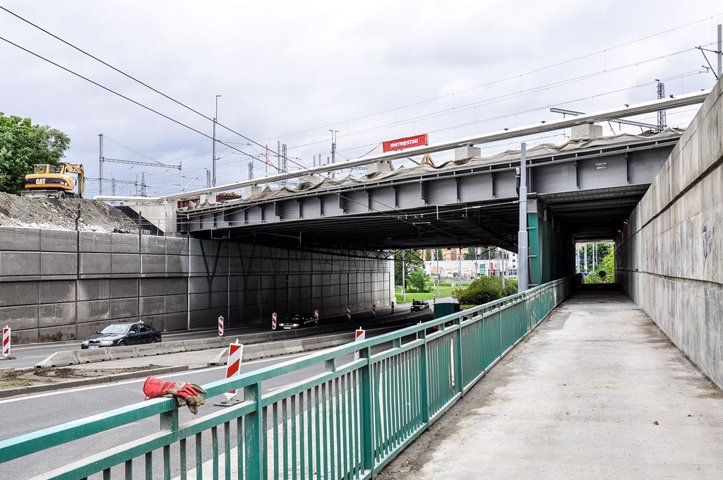 Rekonstrukce železničního mostu Gambrinus (foto: M. Pecuch, 25.7.2017)
