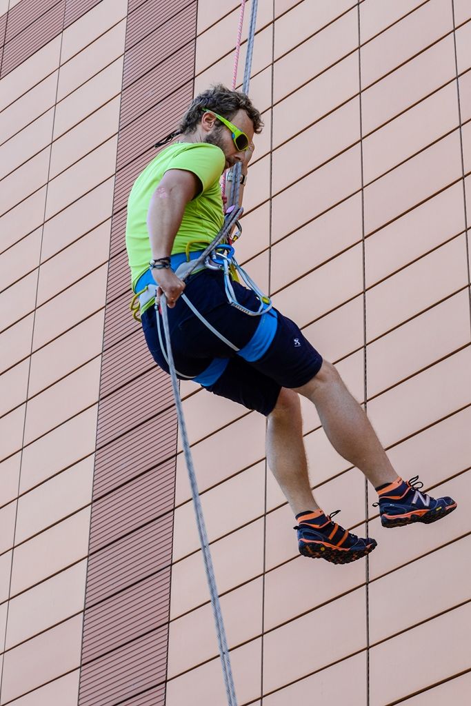 Primátor, hejtman i radní slanili na zkoušku, v pátek tím zahájí Sportmanii (foto: M. Pecuch, 17.8.2017)