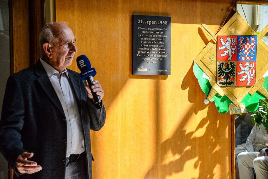V budově Českého rozhlasu Plzeň si občané připomněli události 21. srpna roku 1968 (foto: M. Pecuch, 21.8.2017)