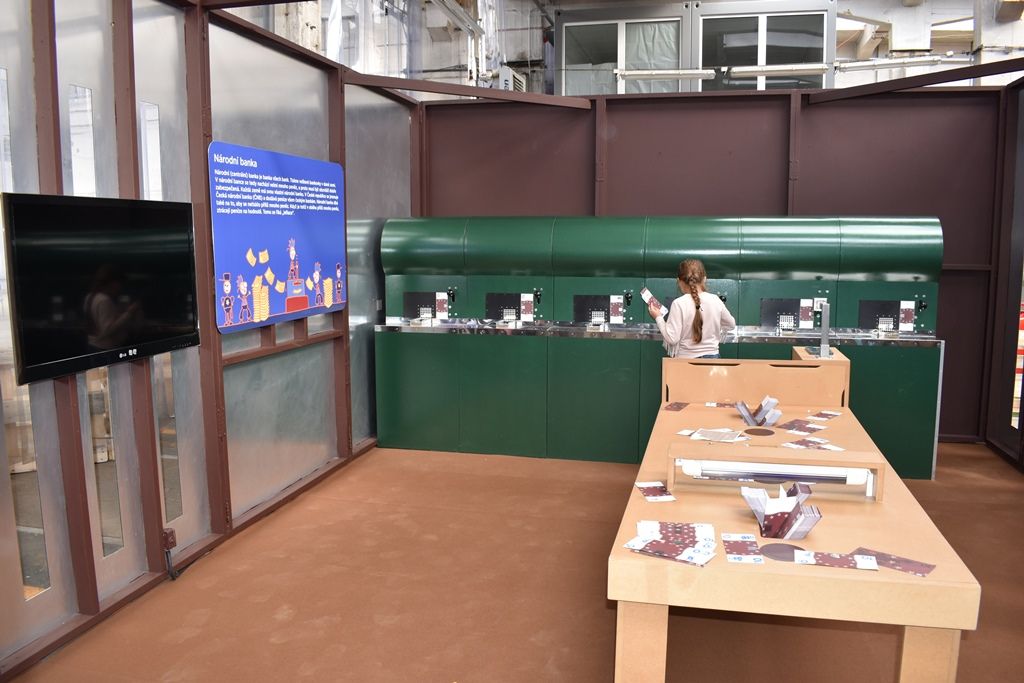 Výstava Jak se točí peníze učí děti hospodařit s penězi (foto: A. Jarošová, 4.10.2017)