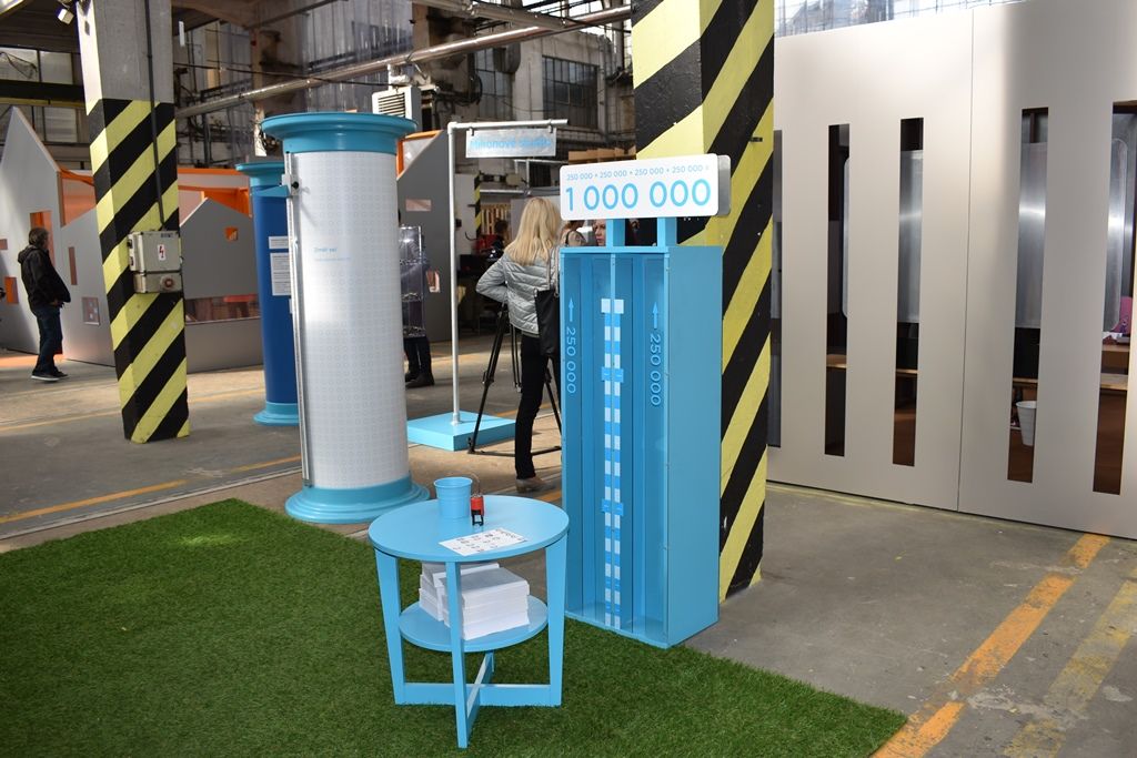 Výstava Jak se točí peníze učí děti hospodařit s penězi (foto: A. Jarošová, 4.10.2017)