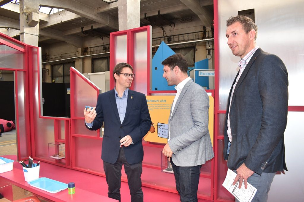 Výstava Jak se točí peníze učí děti hospodařit s penězi (foto: A. Jarošová, 4.10.2017)