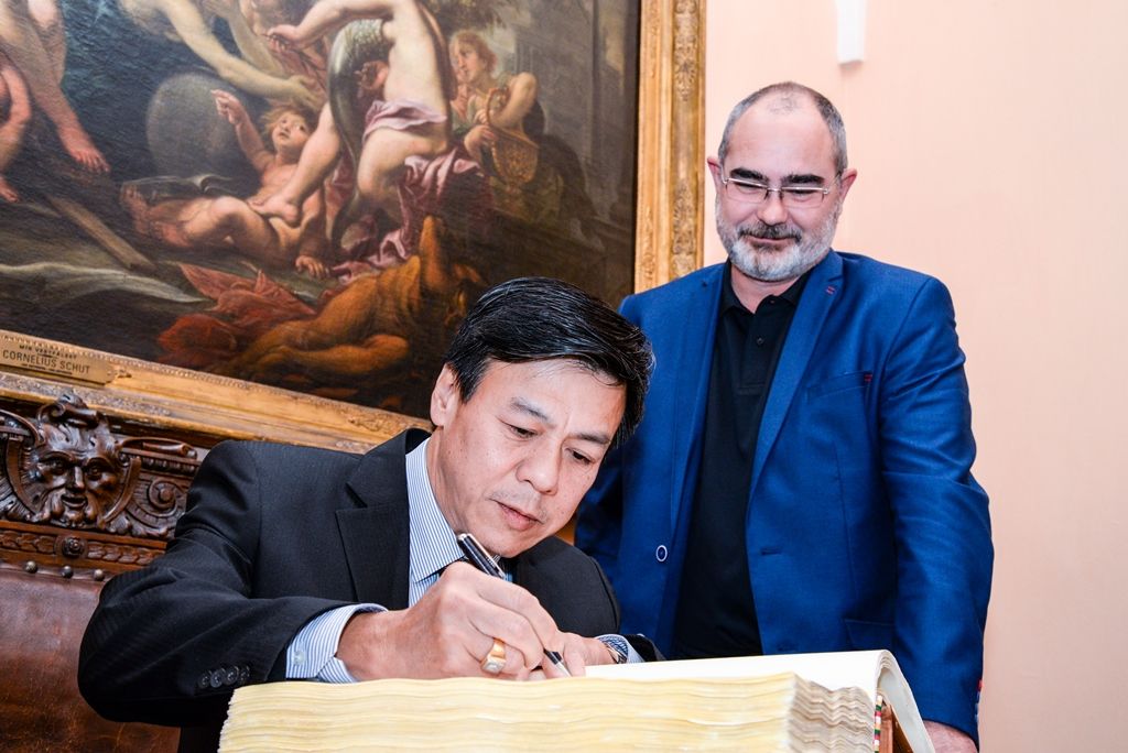 Velvyslanec Vietnamu navštívil Plzeň (foto: M. Pecuch, 12.10.2017)