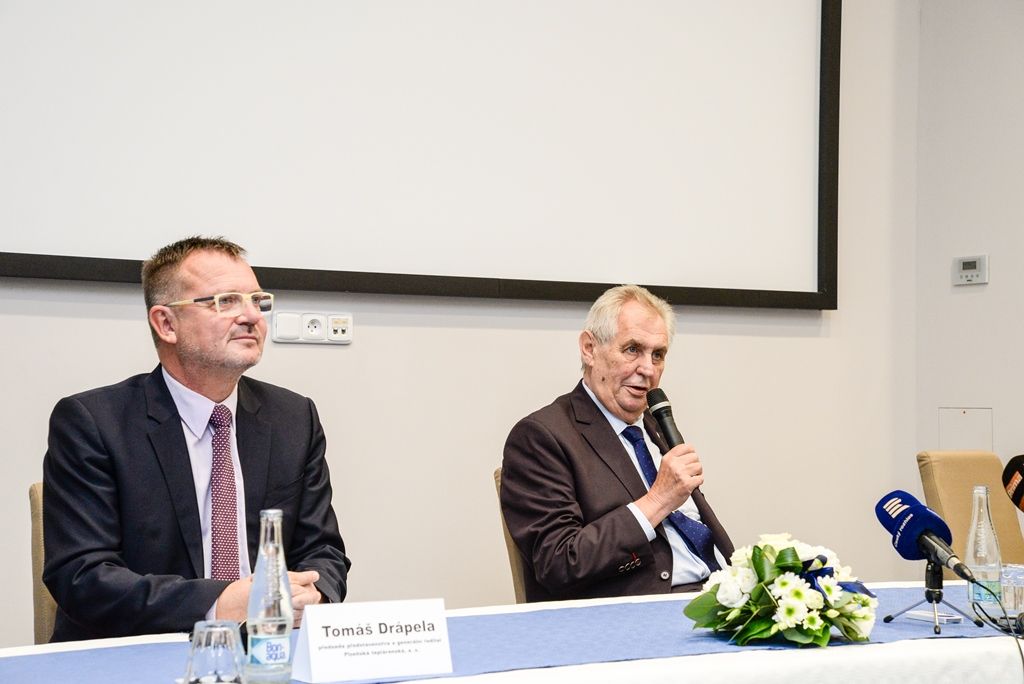 Prezident si prohlédl spalovnu odpadu v Chotíkově (foto: M. Pecuch, 18.10.2017)