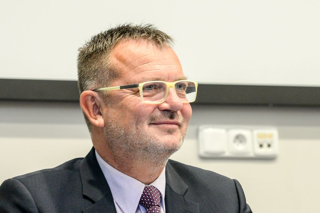 Prezident si prohlédl spalovnu odpadu v Chotíkově (foto: M. Pecuch, 18.10.2017)