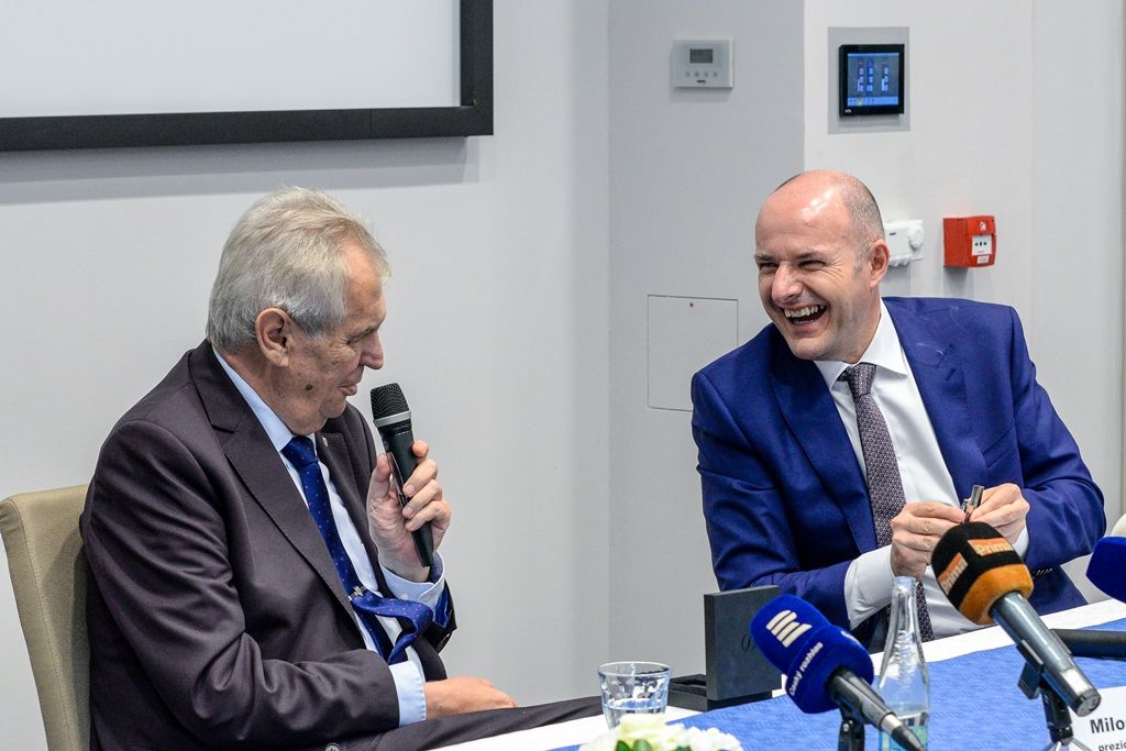 Prezident si prohlédl spalovnu odpadu v Chotíkově (foto: M. Pecuch, 18.10.2017)