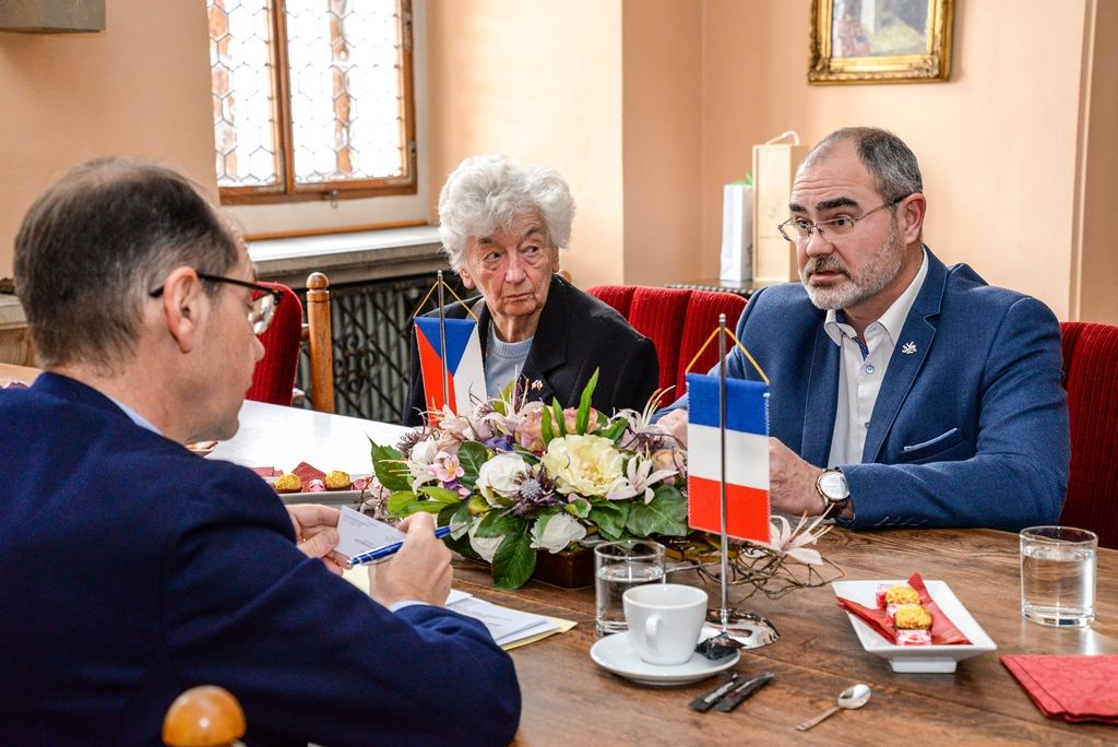 Primátor přijal francouzského velvyslance Rolanda Galharagua (foto: M. Pecuch, 30.10.2017)