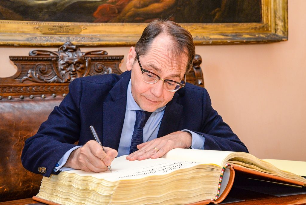 Primátor přijal francouzského velvyslance Rolanda Galharagua (foto: M. Pecuch, 30.10.2017)