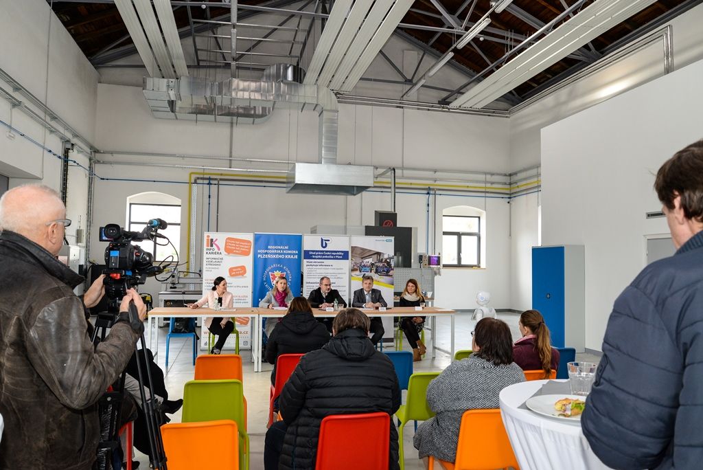 Tisková konference k Posviť si na budoucnost (foto: M. Pecuch, 2.11.2017)