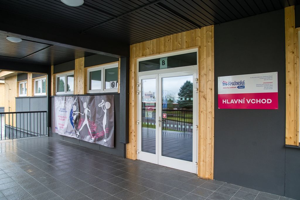 Nové centrum pro sport, tanec a umění Krašovská Aktivity centrum Plzeň (foto: M. Pecuch, 21.11.2017)