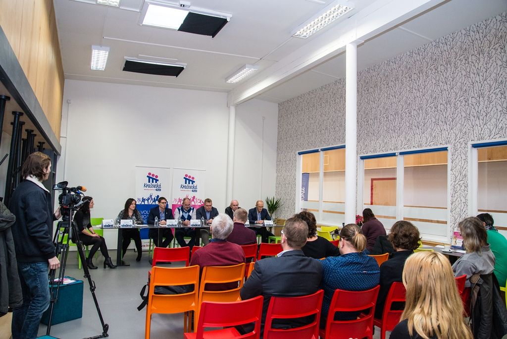 Nové centrum pro sport, tanec a umění Krašovská Aktivity centrum Plzeň (foto: M. Pecuch, 21.11.2017)