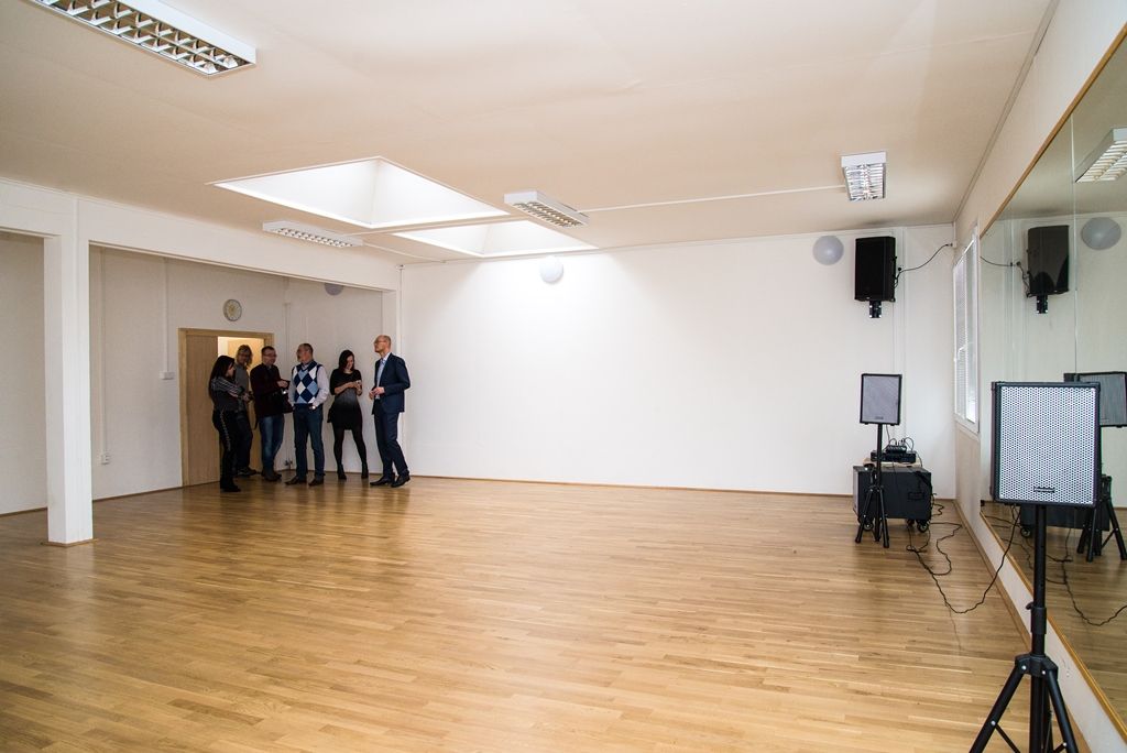 Nové centrum pro sport, tanec a umění Krašovská Aktivity centrum Plzeň (foto: M. Pecuch, 21.11.2017)