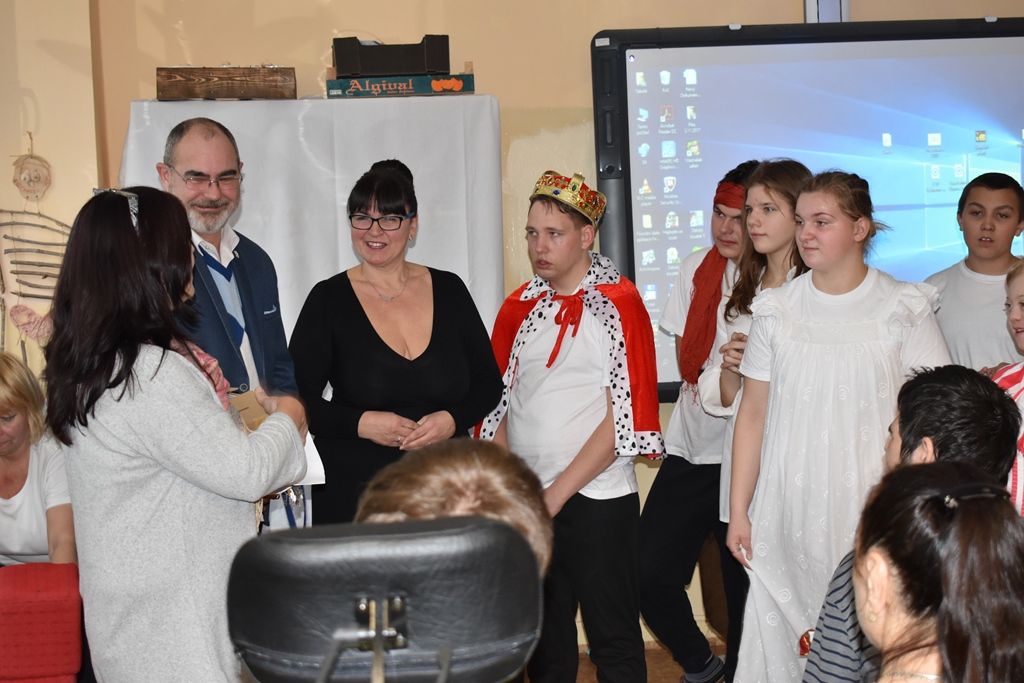 Primátor navštívil mikulášskou besídku dětí ze speciální školy (foto: E. Barborková, 5.12.2017)