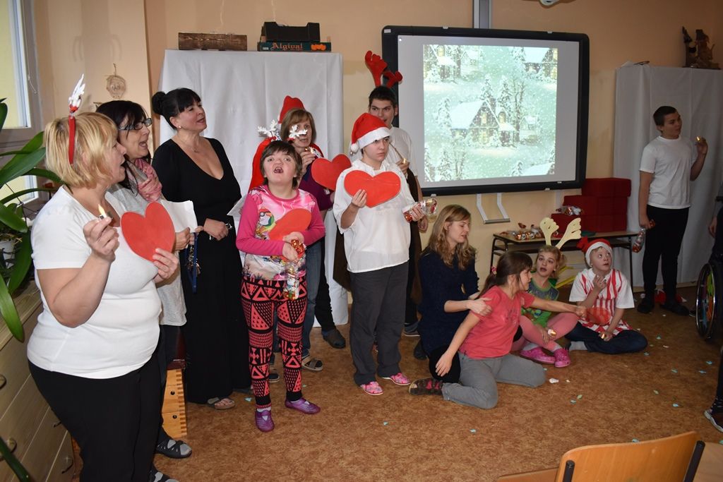 Primátor navštívil mikulášskou besídku dětí ze speciální školy (foto: E. Barborková, 5.12.2017)