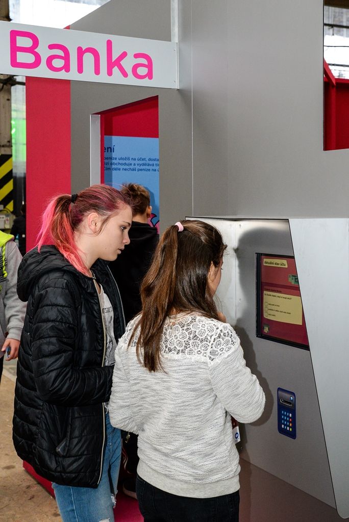 Výstava Jak se točí peníze (foto: M. Pecuch, 10.11.2017)