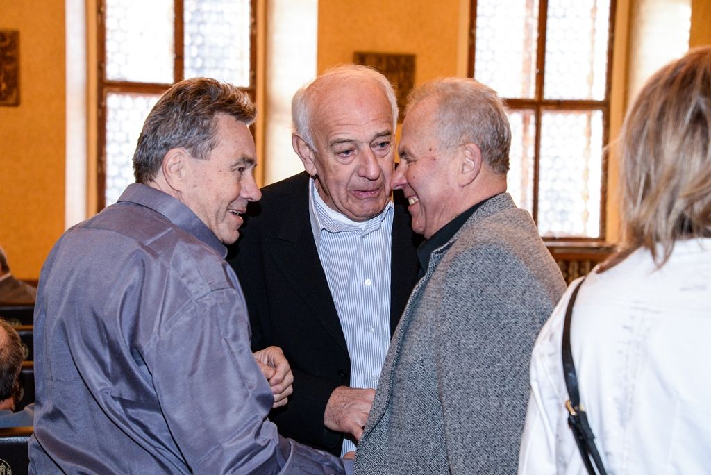 Primátor přijal plzeňské sportovní legendy (foto: M. Pecuch, 13.12.2017)