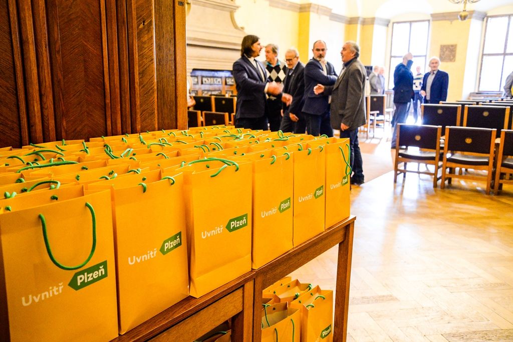 Primátor přijal plzeňské sportovní legendy (foto: M. Pecuch, 13.12.2017)