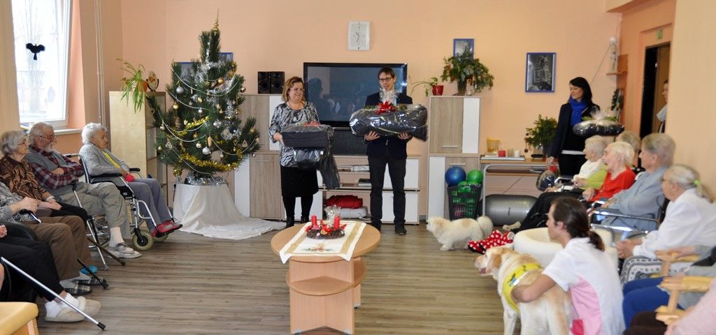 Plzeňští radní navštívili před Vánoci 17 zařízení poskytujících sociální služby (foto: M. Pecuch, Odbor sociálních služeb MMP, 20.12.2017)