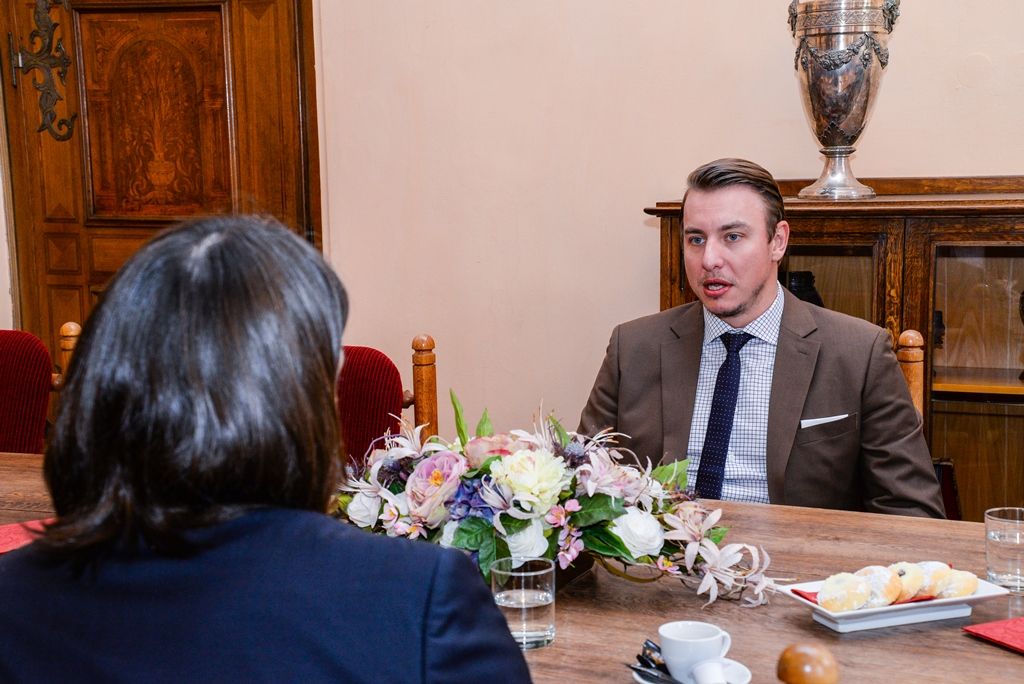 Házenkář Filip Jícha navštívil plzeňskou radnici (foto: M. Pecuch, 12.1.2018)