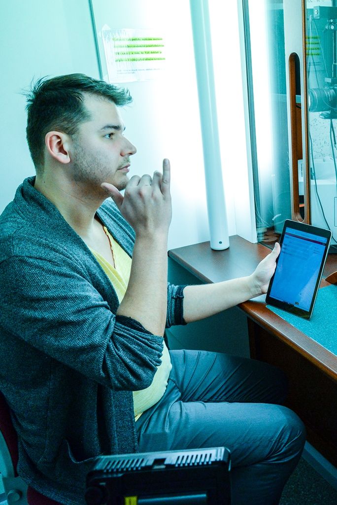 Nová služba pro neslyšící pro komunikaci s uředníky v Plzni (foto: M. Pecuch, 31.1.2018)