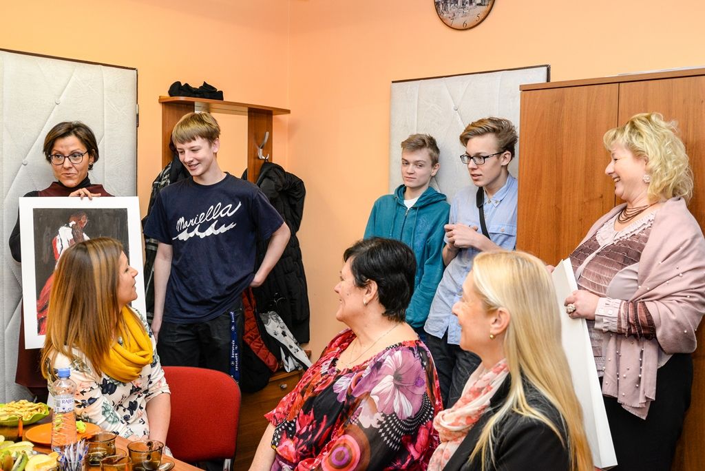 Děti z 15. základní školy ochutnaly speciality španělské kuchyně (foto: M. Pecuch, 7.2.2018)