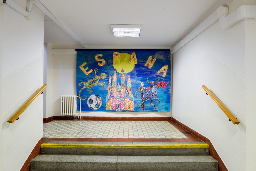 Děti z 15. základní školy ochutnaly speciality španělské kuchyně (foto: M. Pecuch, 7.2.2018)