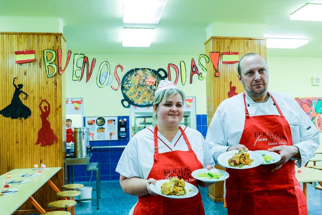 Děti z 15. základní školy ochutnaly speciality španělské kuchyně