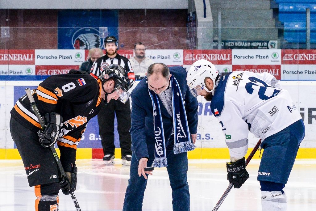 Zápas Akademiků Plzeň vs. Cavaliers Brno o postup do Play-off Evropské univerzitní hokejové ligy (foto: M. Pecuch, 6.3.2018)