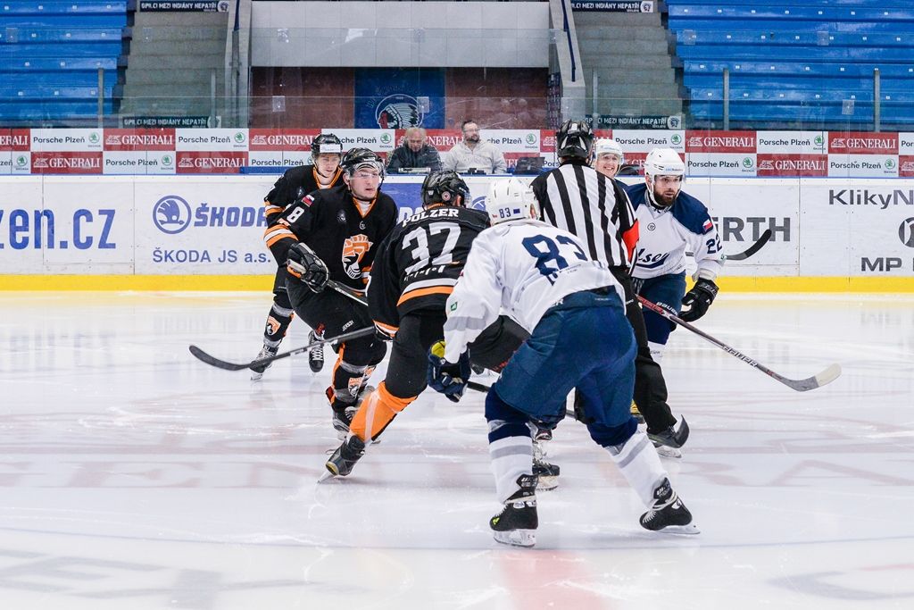 Zápas Akademiků Plzeň vs. Cavaliers Brno o postup do Play-off Evropské univerzitní hokejové ligy (foto: M. Pecuch, 6.3.2018)