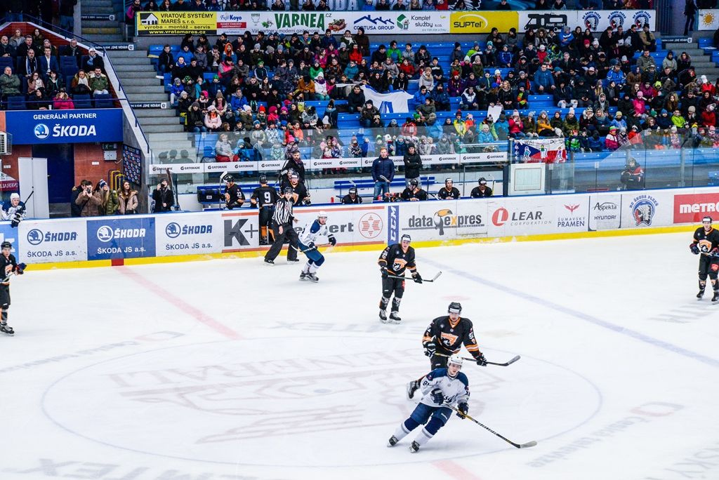 Zápas Akademiků Plzeň vs. Cavaliers Brno o postup do Play-off Evropské univerzitní hokejové ligy (foto: M. Pecuch, 6.3.2018)