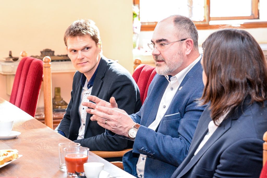 Olympionici z Pchjongčangu zavítali na radnici (foto: M. Pecuch, 21.3.2018)