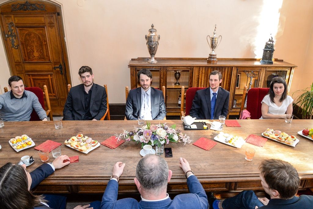 Olympionici z Pchjongčangu zavítali na radnici (foto: M. Pecuch, 21.3.2018)