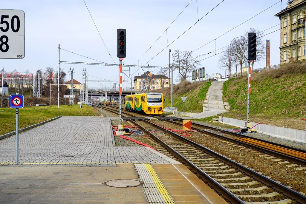 V Plzni vznikne díky přesmyku domažlické trati nová dvoukolejná zastávka (foto: M. Pecuch, 4.4.2018)