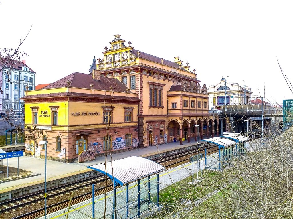 Železniční stanice Plzeň-Jižní Předměstí (foto: M. Pecuch, 4.4.2018)