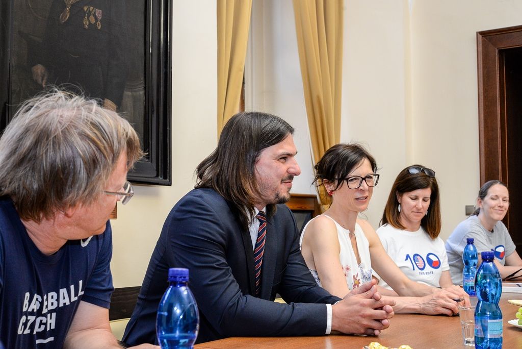 Do Plzně zavítal slavný baseballista Cal Ripken (foto: M. Pecuch, 22.4.2018)