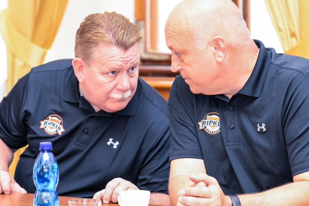 Do Plzně zavítal slavný baseballista Cal Ripken (foto: M. Pecuch, 22.4.2018)