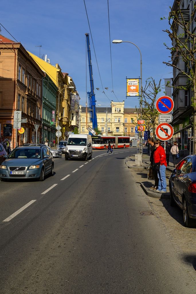 Pylony památníku Díky, Ameriko! jsou osazeny (foto: M. Pecuch, 25.4.2018)