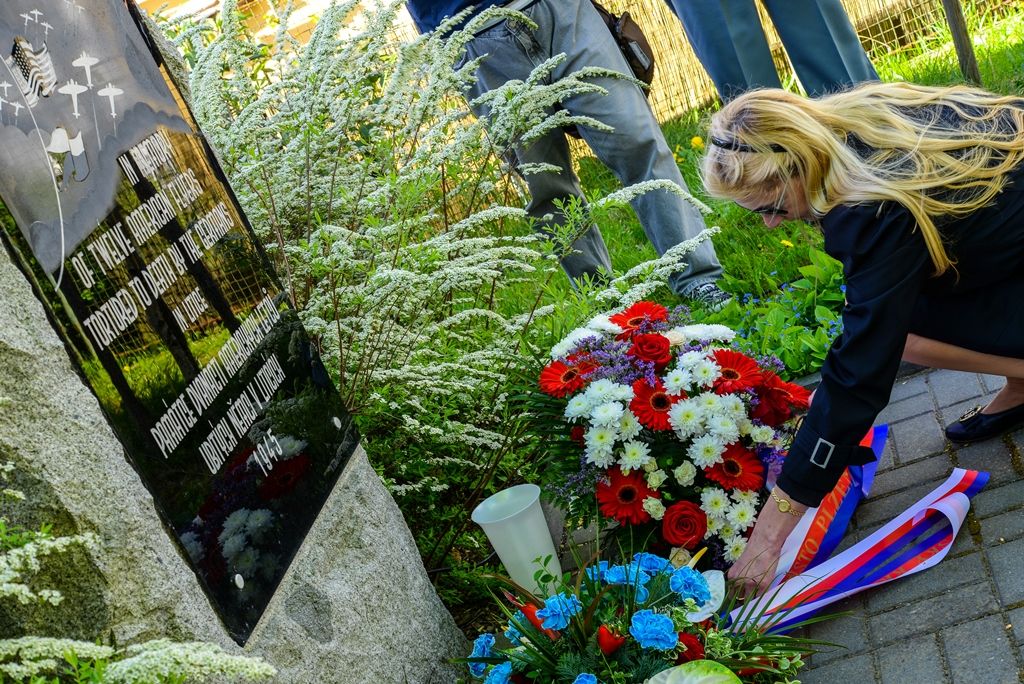 Slavnosti svobody 2018 - Pietní akt v Liticích (foto: M. Pecuch, 26.4.2018)