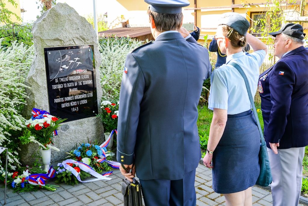 Slavnosti svobody 2018 - Pietní akt v Liticích (foto: M. Pecuch, 26.4.2018)