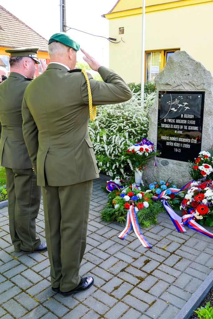 Slavnosti svobody 2018 - Pietní akt v Liticích (foto: M. Pecuch, 26.4.2018)